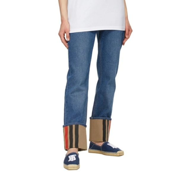 Burberry Navy Flat with Logo size 39 - Picture 5 of 8